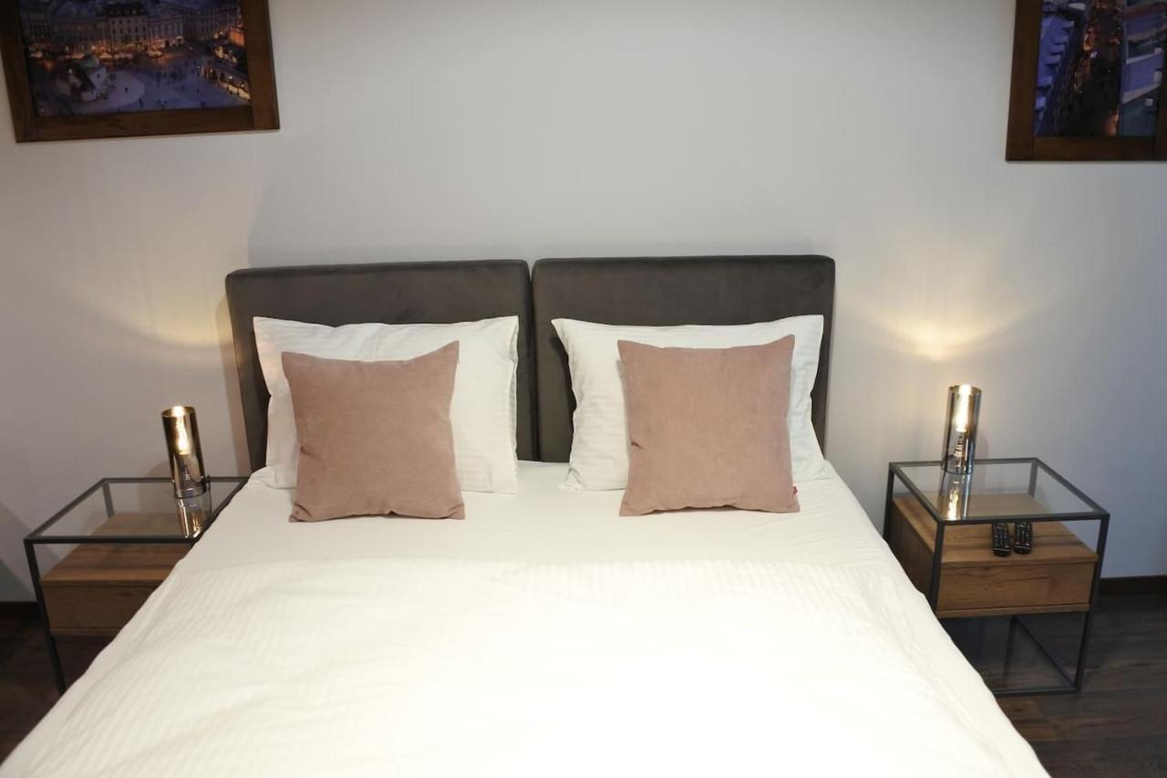 Boutique 108 - Old City, Luxury Apt. With A Garage Apartment Krakow